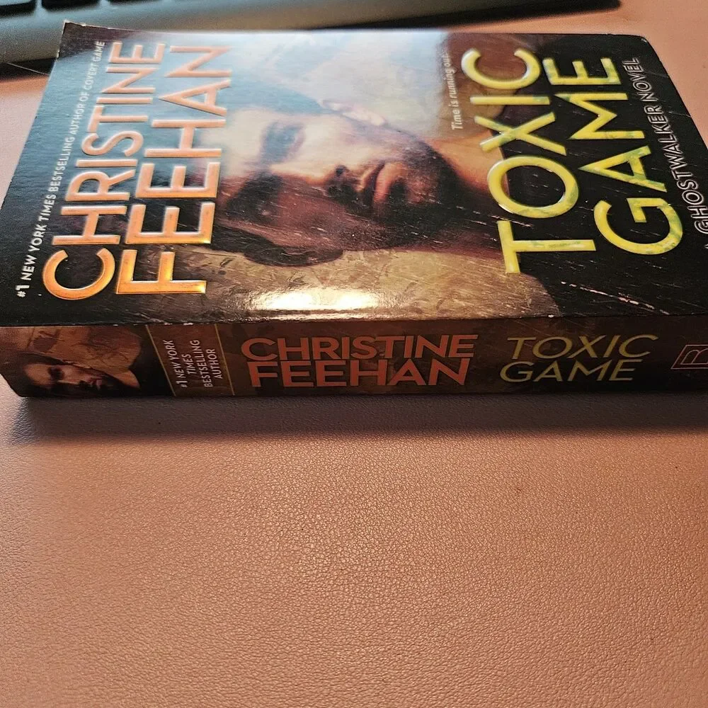 Christine Feehan's TOXIC GAME a Ghostwalker Series Book‎ Excellent CND Paperback